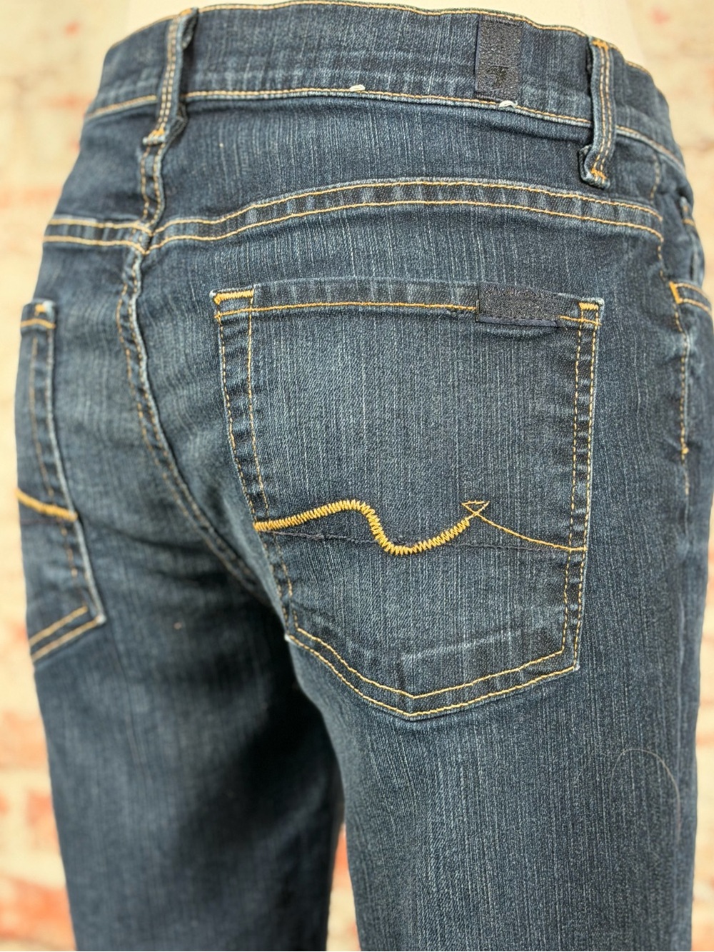 VTG 7 For All Mankind Dark Blue Bootcut Mid-Rise Jeans Women’s Size 31